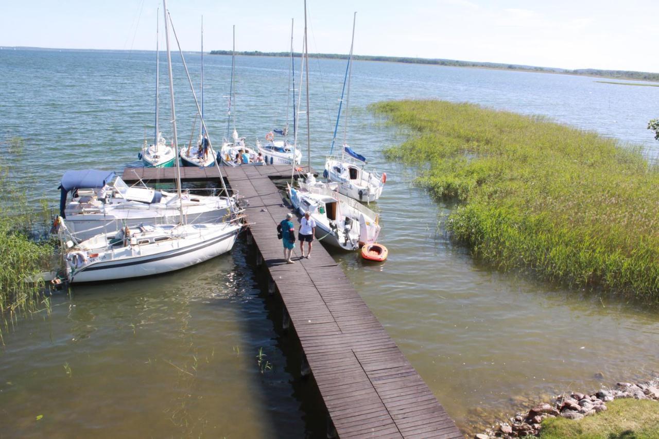 Folwark Luknajno Nad Jeziorem Sniardwy Gospoda Dziedzictwo Kulinarne Warmia-Mazury Mikołajki Exterior foto
